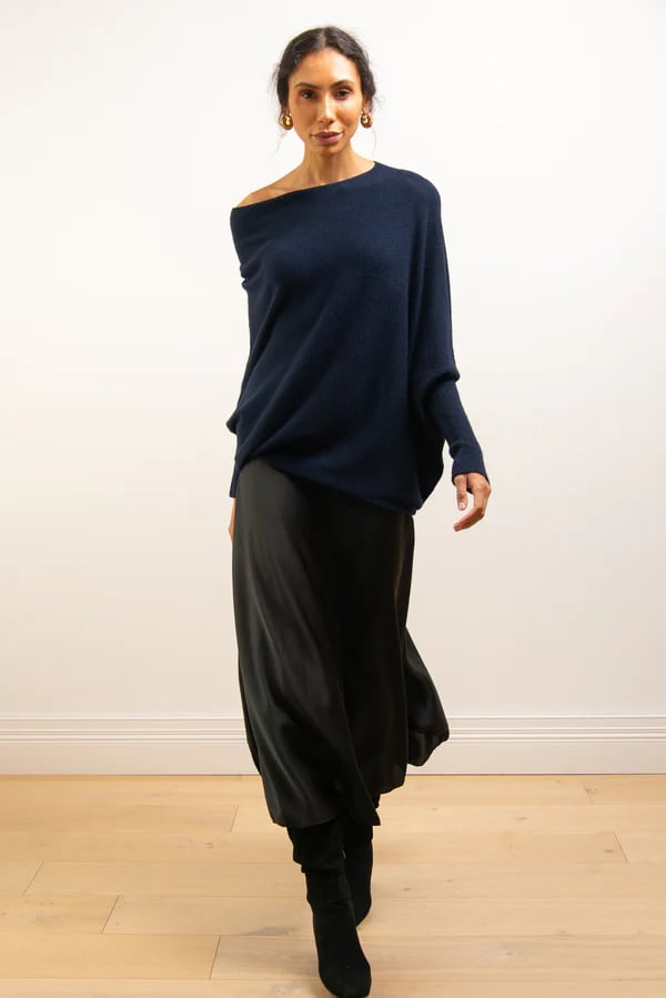 🔥LAST DAY 49% OFF - Asymmetric Draped Jumper (Buy 2 Free Shipping)