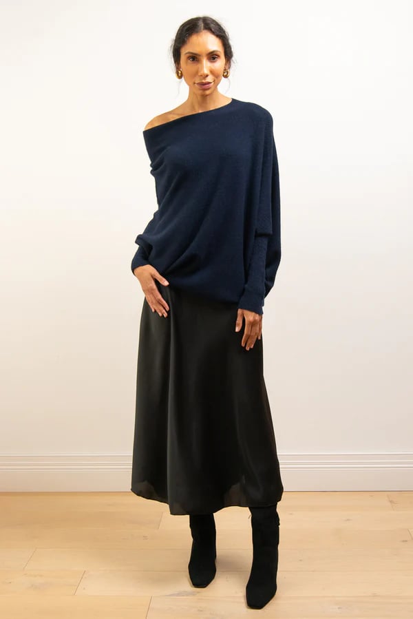 🔥LAST DAY 49% OFF - Asymmetric Draped Jumper (Buy 2 Free Shipping)