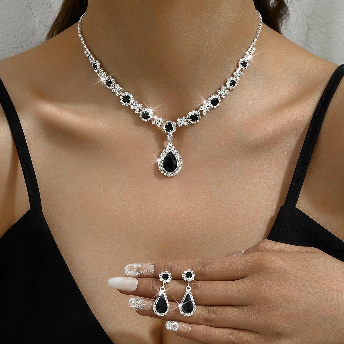 Crystal drop necklace earrings two-piece set