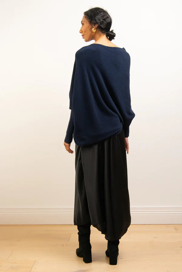 🔥LAST DAY 49% OFF - Asymmetric Draped Jumper (Buy 2 Free Shipping)
