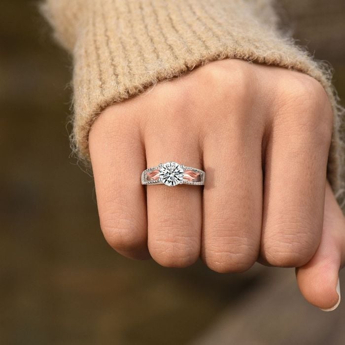 I'm a Wife to a Husband Personalized Circle Wings Memorial Ring