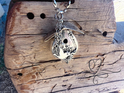 🔥HOT SALE 49% OFF - 🐦Birdhouse Necklace • The 1951 "Magnolia" Silverware Birdhouse💯Sterling Silver✨🎉
