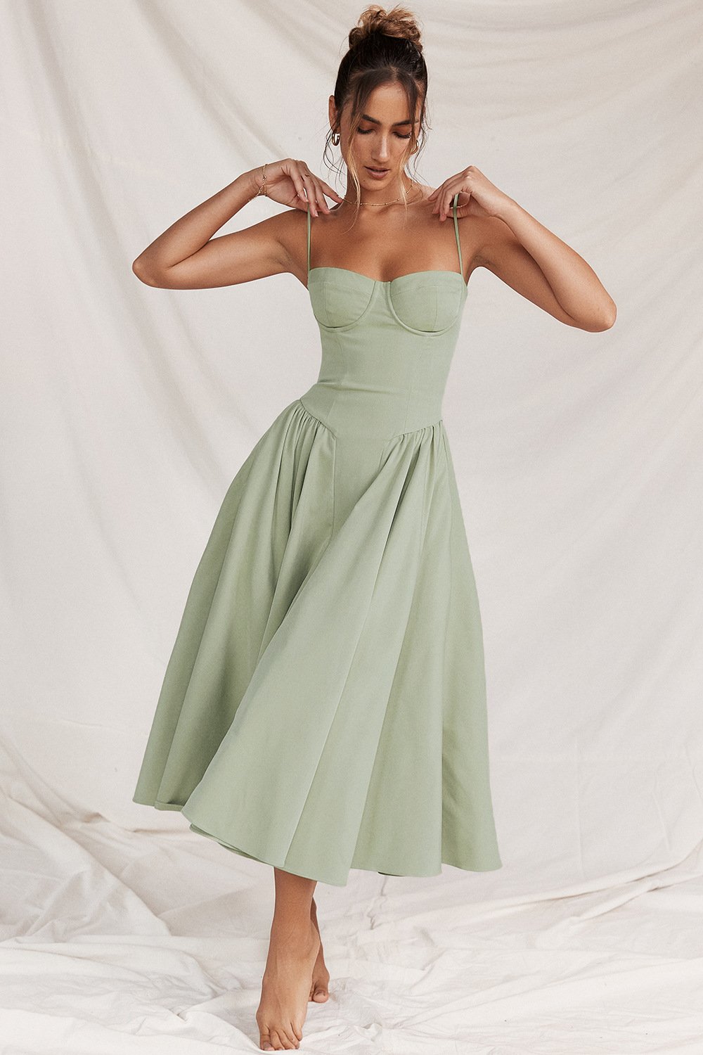 Last Day Promotion 49% OFF😍Sleeveless Corset Fit Midi Dress(BUY 2 FREE SHIPPING)
