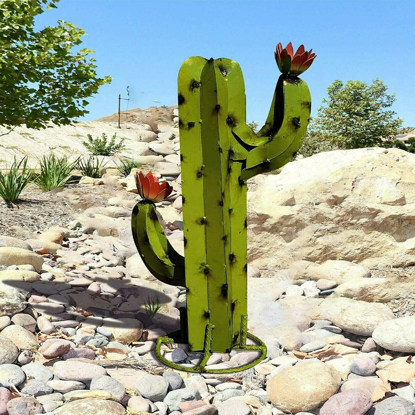 Metal Cactus Plant-Perfect for garden decoration