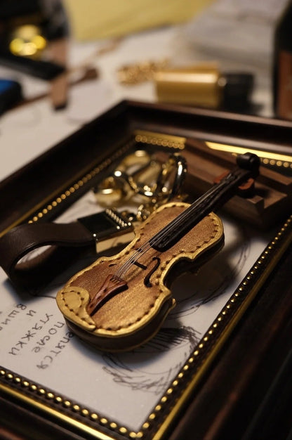 🔥Last Day 49% OFF - 🎁Crafted Leather Violin & Cello Keychain🎻