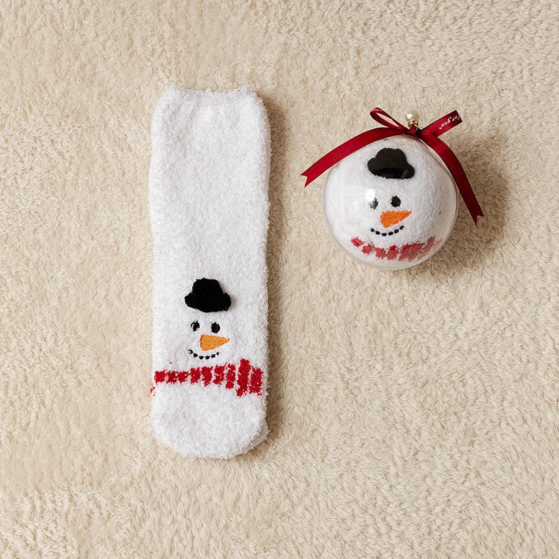 🎁Last Day 49%--🔥 Coral Fleece Socks in a Gift Box Christmas Ball
