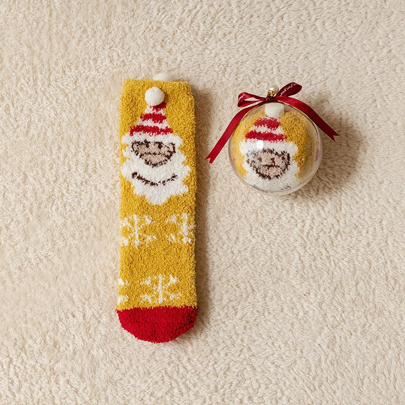 🎁Last Day 49%--🔥 Coral Fleece Socks in a Gift Box Christmas Ball