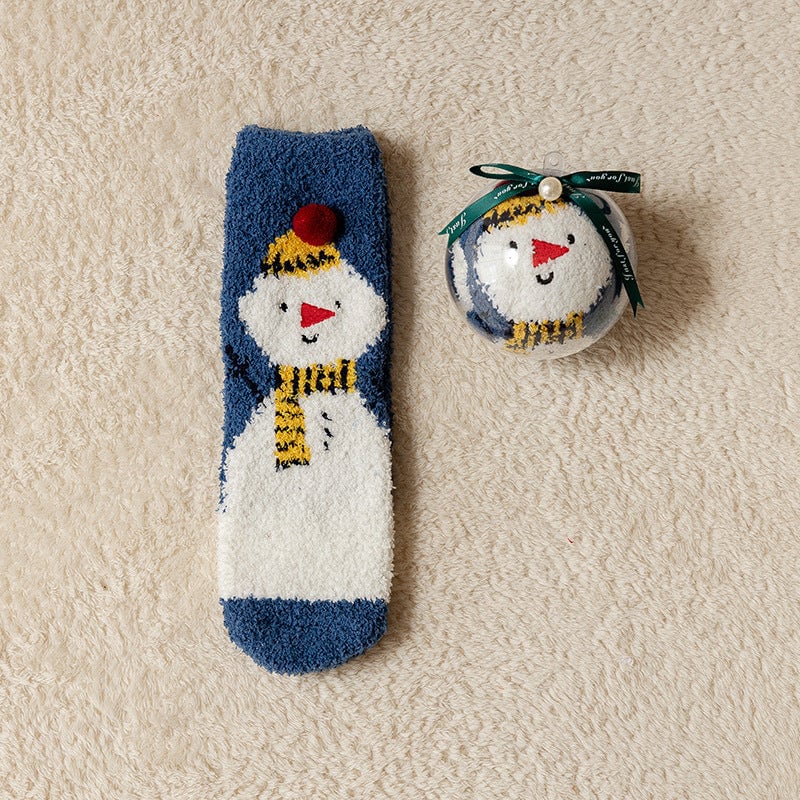 🎁Last Day 49%--🔥 Coral Fleece Socks in a Gift Box Christmas Ball