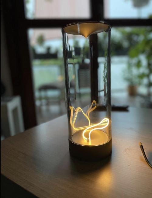 🔥Last Day 49% OFF-Quantum Minimalist Table Lamp