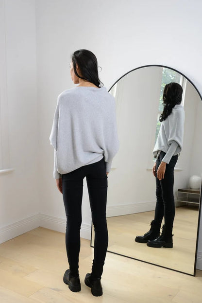 🔥LAST DAY 49% OFF - Asymmetric Draped Jumper (Buy 2 Free Shipping)