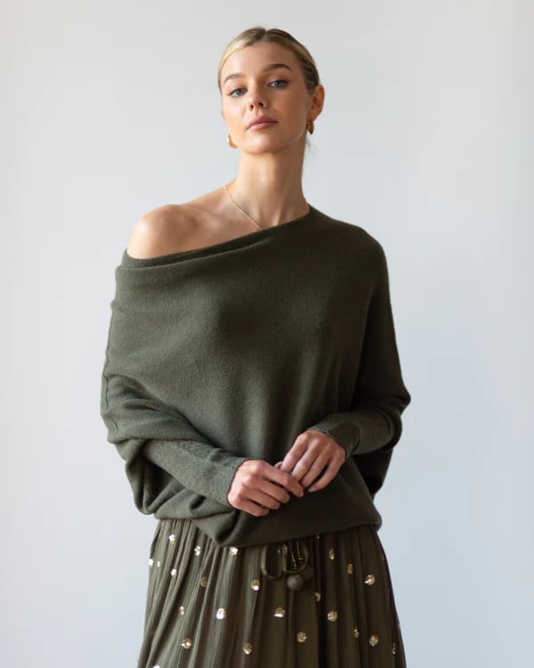 🔥LAST DAY 49% OFF - Asymmetric Draped Jumper (Buy 2 Free Shipping)